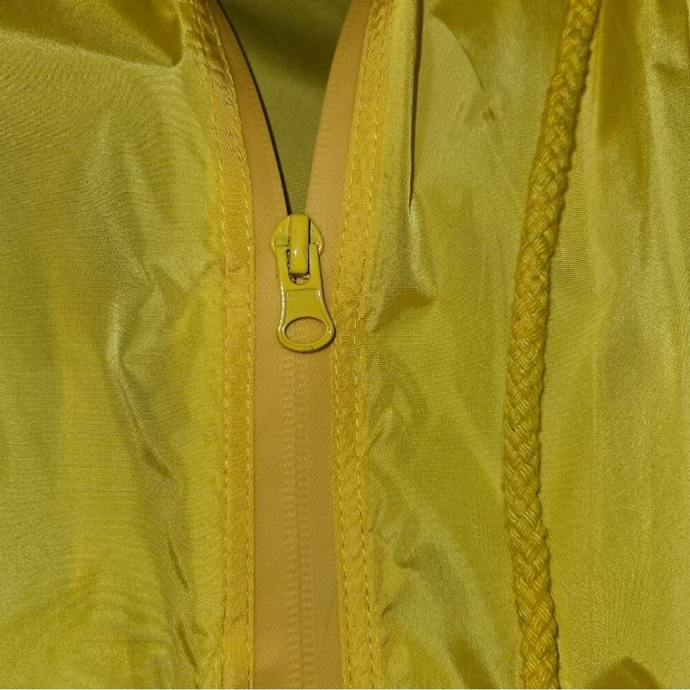 Romanstii Yellow Polka Dot Windbreaker/ Raincoat Size XL